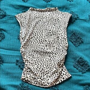 H&M Leopard Print Sleeveless Top